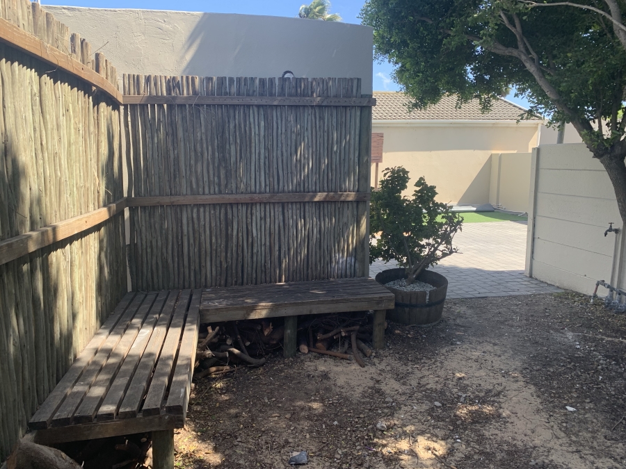 2 Bedroom Property for Sale in Table View Western Cape